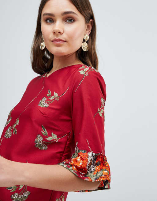 Vestido recto con estampado floral y manga de volante de Yumi, 3 de 4