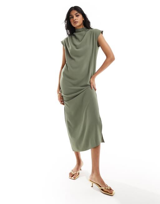Vestido recto largo caqui con cuello alto de ASOS DESIGN, 4 de 4