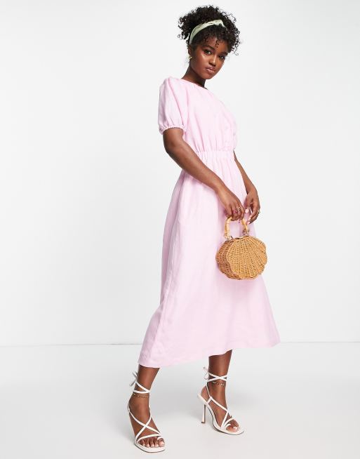 Vestido rosa bebé amplio con abertura en la espalda de algodón de Forever New