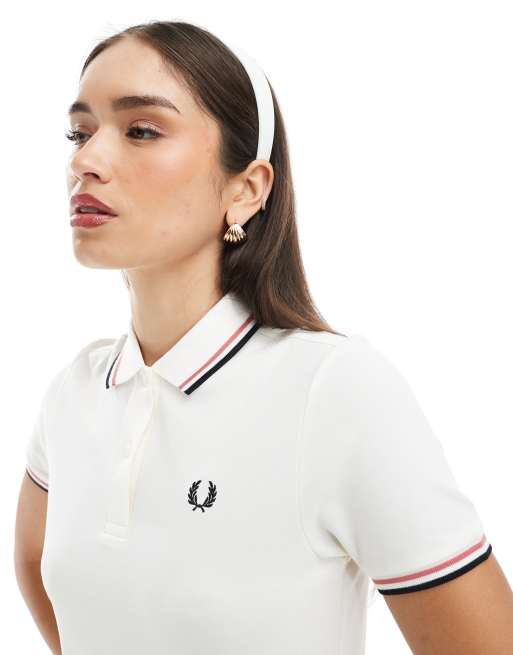 Vestido rosa claro estilo polo con ribetes dobles de Fred Perry, 3 de 4