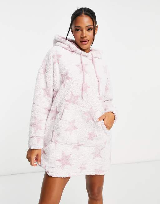 Vestido rosa descolorido de estar por casa de borreguito de ASOS