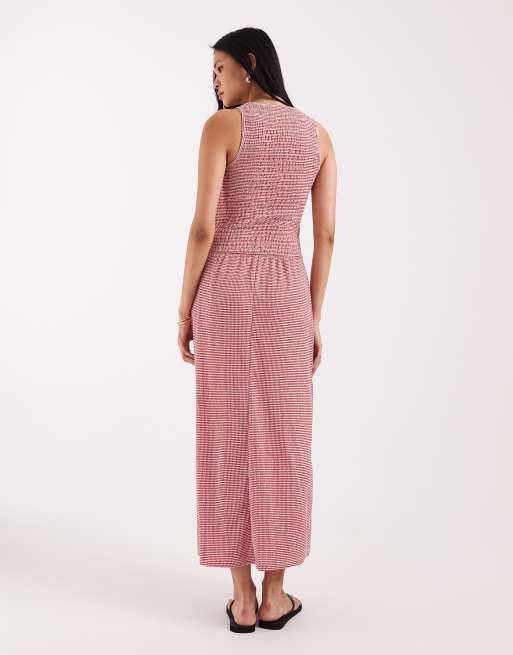 Vestido semilargo a cuadros vichy rojos fruncido sin mangas de ONLY Tall, 4 de 4