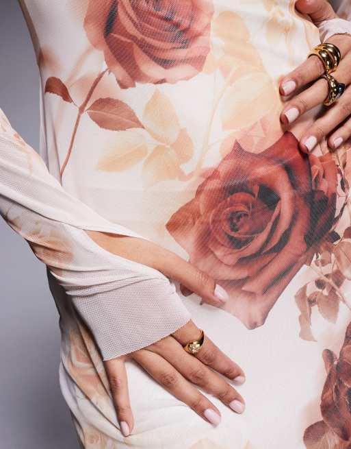 Vestido semilargo beis de manga larga con estampado de rosas y cuello vuelto de malla de AFRM, 2 de 4