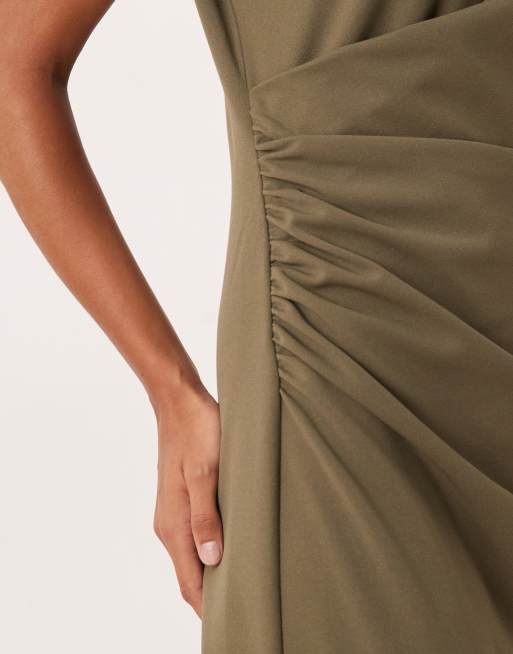 Vestido semilargo caqui con cuello alto y diseño drapeado y plisado de ASOS DESIGN, 3 de 4