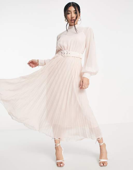 Vestido semilargo color rubor plisado con mangas globo de Style Cheat