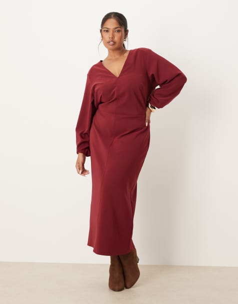 Vestido semilargo color vino escotado de manga larga de Pretty Lavish Curve - view 1