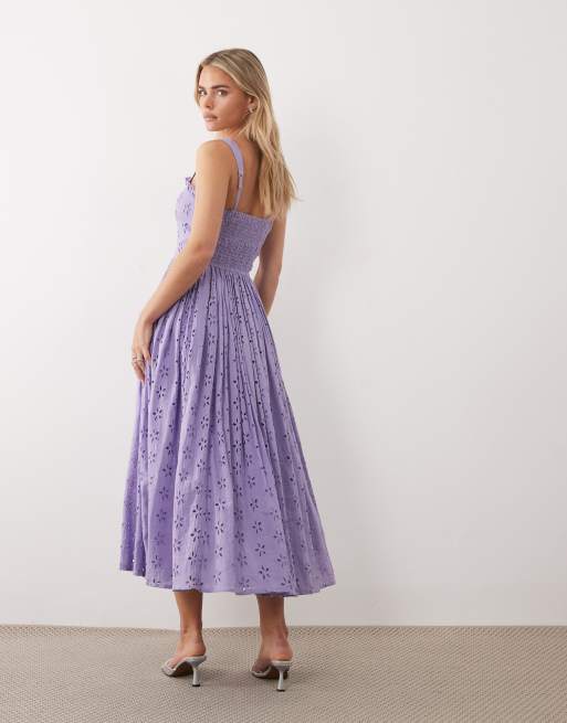Vestido semilargo lila estilo corsé con diseño bordado de algodón de Lace & Beads Petite, 2 de 4