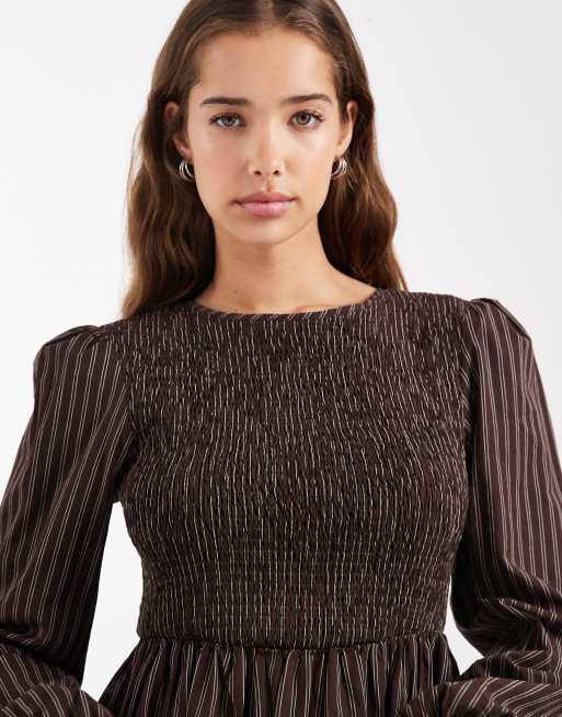 Vestido semilargo marrón a rayas con mangas voluminosas de Daisy Street, 4 de 4