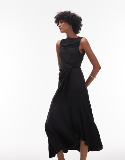 Vestido semilargo negro drapeado con bajo acampanado asimétrico de & Other Stories, 4 de 4