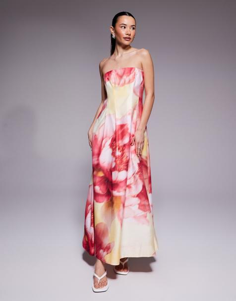 Vestido semilargo rosa sin tirantes con estampado floral de Forever New Petite - view 1