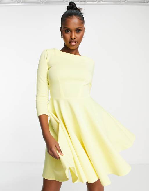 Vestido skater amarillo limón de tejido efecto neopreno de Closet London