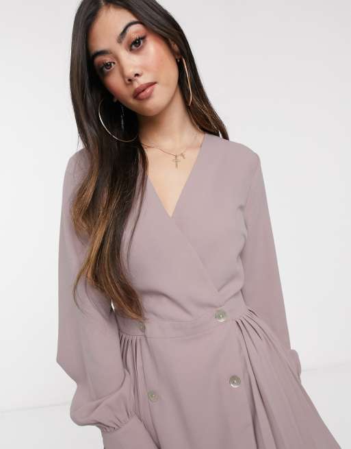 Vestido skater con diseño plisado en rosa de Missguided Petite, 3 de 4