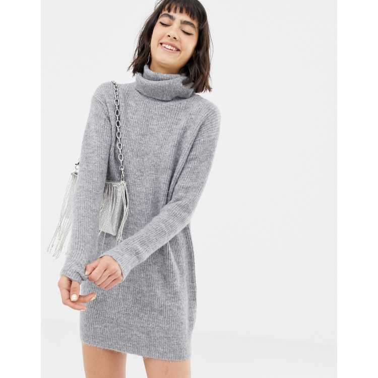 Vestido tipo jersey con cuello en gris de ASOS