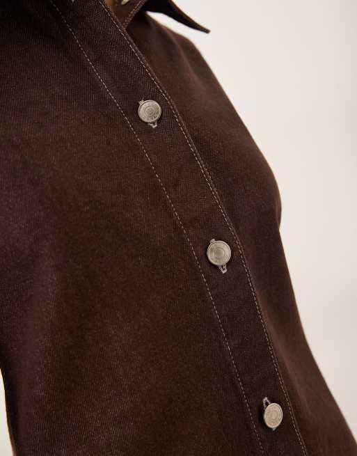Vestido vaquero camisero marrón entallado de manga larga de ASOS DESIGN, 2 de 4