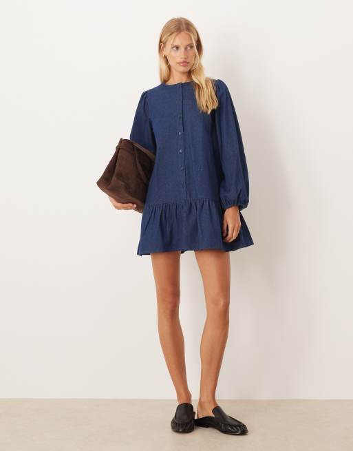 Vestido vaquero corto azul añil amplio extragrande con solapas extraíbles de Neon Rose, 4 de 4