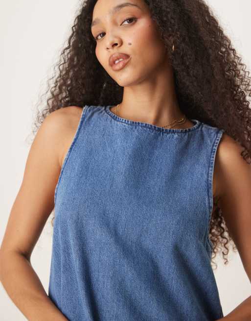 Vestido vaquero corto de corte recto con lavado azul medio de ASOS DESIGN, 2 de 4