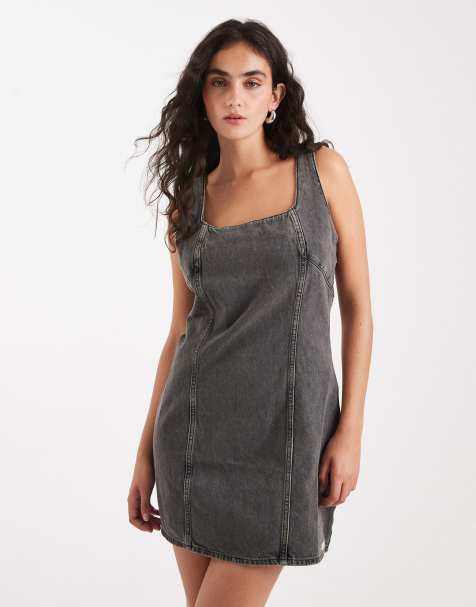 Vestido vaquero corto negro lavado de tirantes de Calvin Klein Jeans - view 1