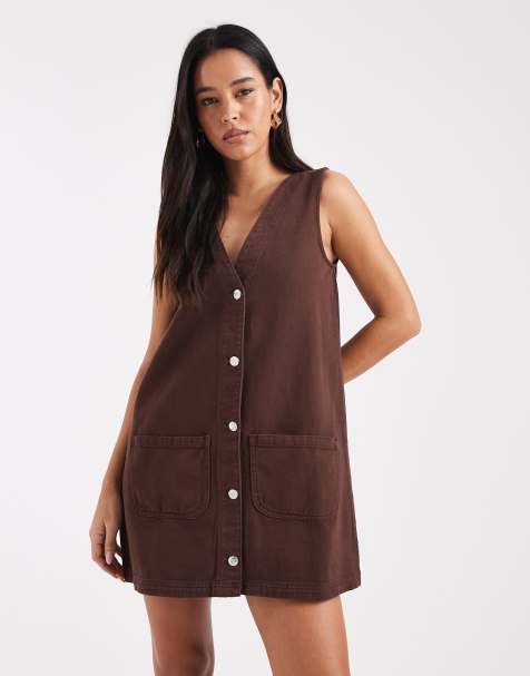 Vestido vaquero marrón chocolate estilo pichi de Miss Selfridge - view 1