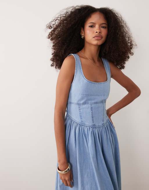Vestido vaquero midi azul claro de estilo bailarina de ASOS DESIGN, 2 de 4