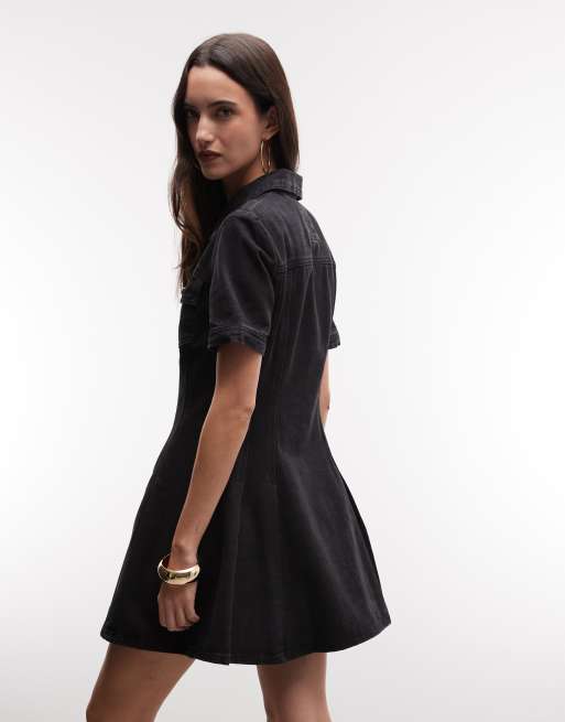 Vestido vaquero negro plisado en la parte delantera de River Island , 4 de 4
