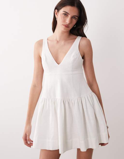 Vestido veraniego corto blanco de corte evasé con cuello de pico de ASOS DESIGN , 2 de 4