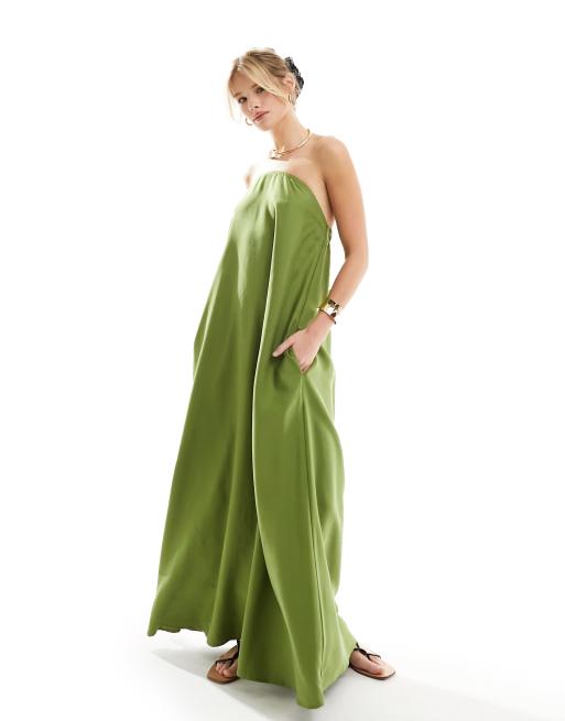 Vestido veraniego largo verde oliva de corte depurado con escote palabra de honor de ASOS DESIGN