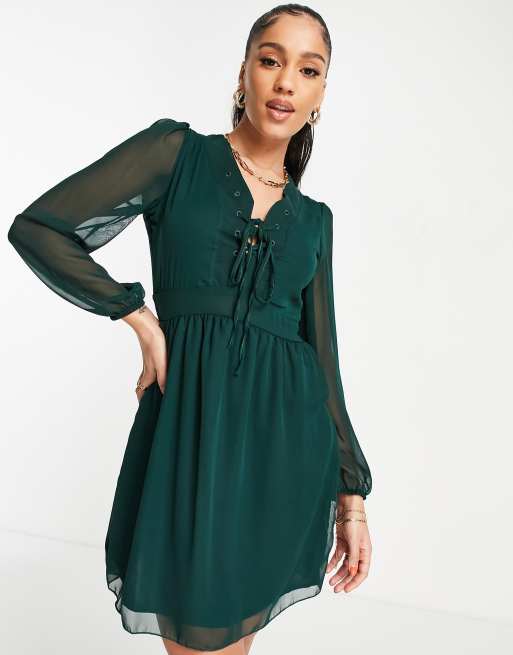 Vestido verde esmeralda de manga larga con lazada en la parte delantera de  Trendyol