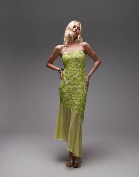 Vestido verde lima de tirantes con godets en el bajo y diseño con abalorios de Topshop - view 1