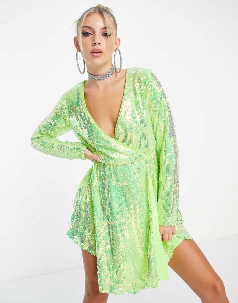 Vestido verde lima iridiscente cruzado de lentejuelas exclusivo de Collective The Label - view 1