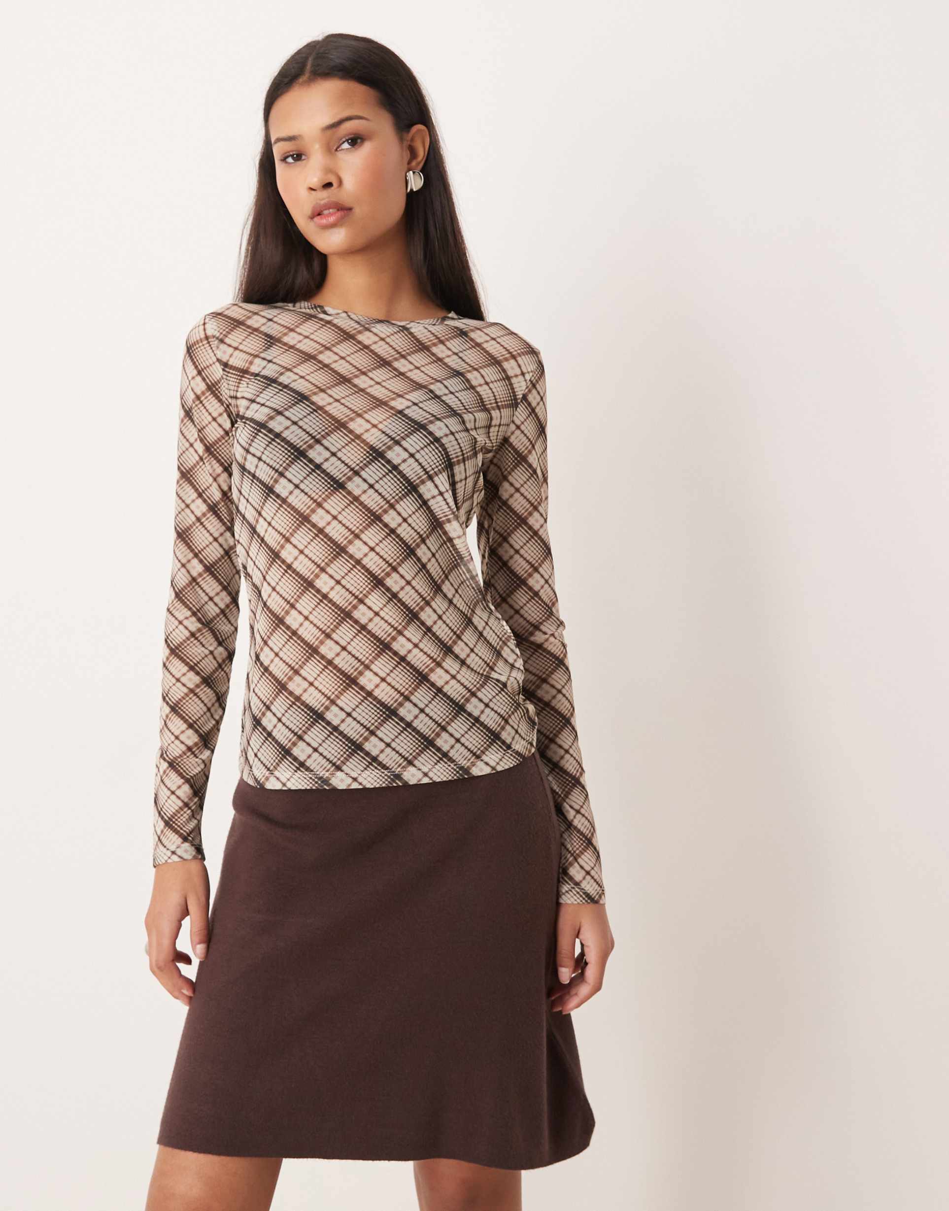 vila asymmetric hem mini skirt in chocolate brown
