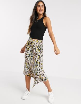 animal print hem skirt