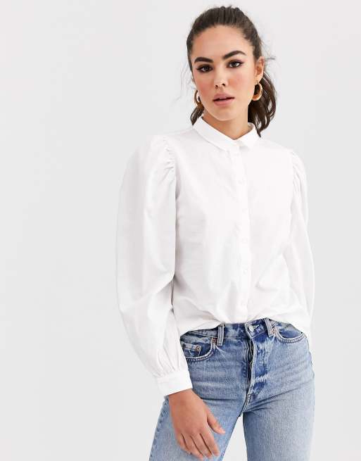 White balloon sales sleeve shirt