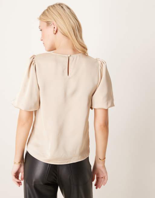 Vila – Beige topp i satin med korta ärmar, 3 av 4
