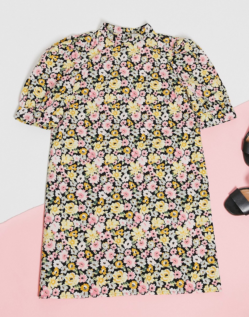 Vila – Blommig miniklänning med puffärm-Flerfärgad