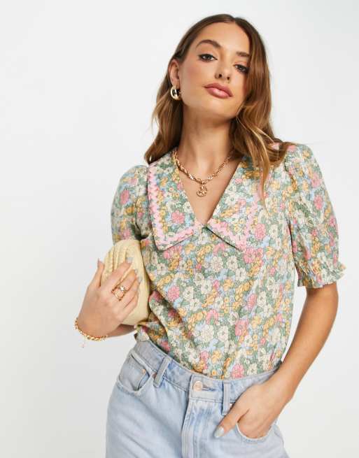 Abstractie weerstand Slink Vila blouse in pastel floral with pink squiggle collar detail | ASOS