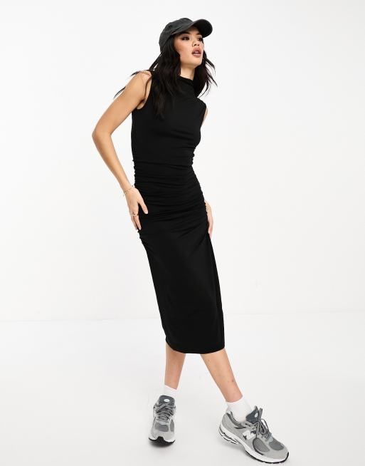 Midi bodycon sale dress with sneakers