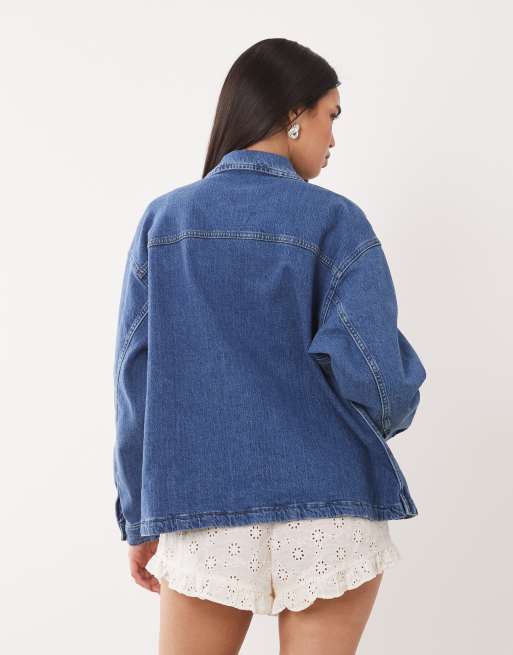 VILA boxy denim jacket in heathered medium blue, 3 of 4