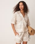 [Vila] VILA boxy polo detail top in oversized tonal leaf print (part of a set)-Neutral 34 Feather Gray Lif