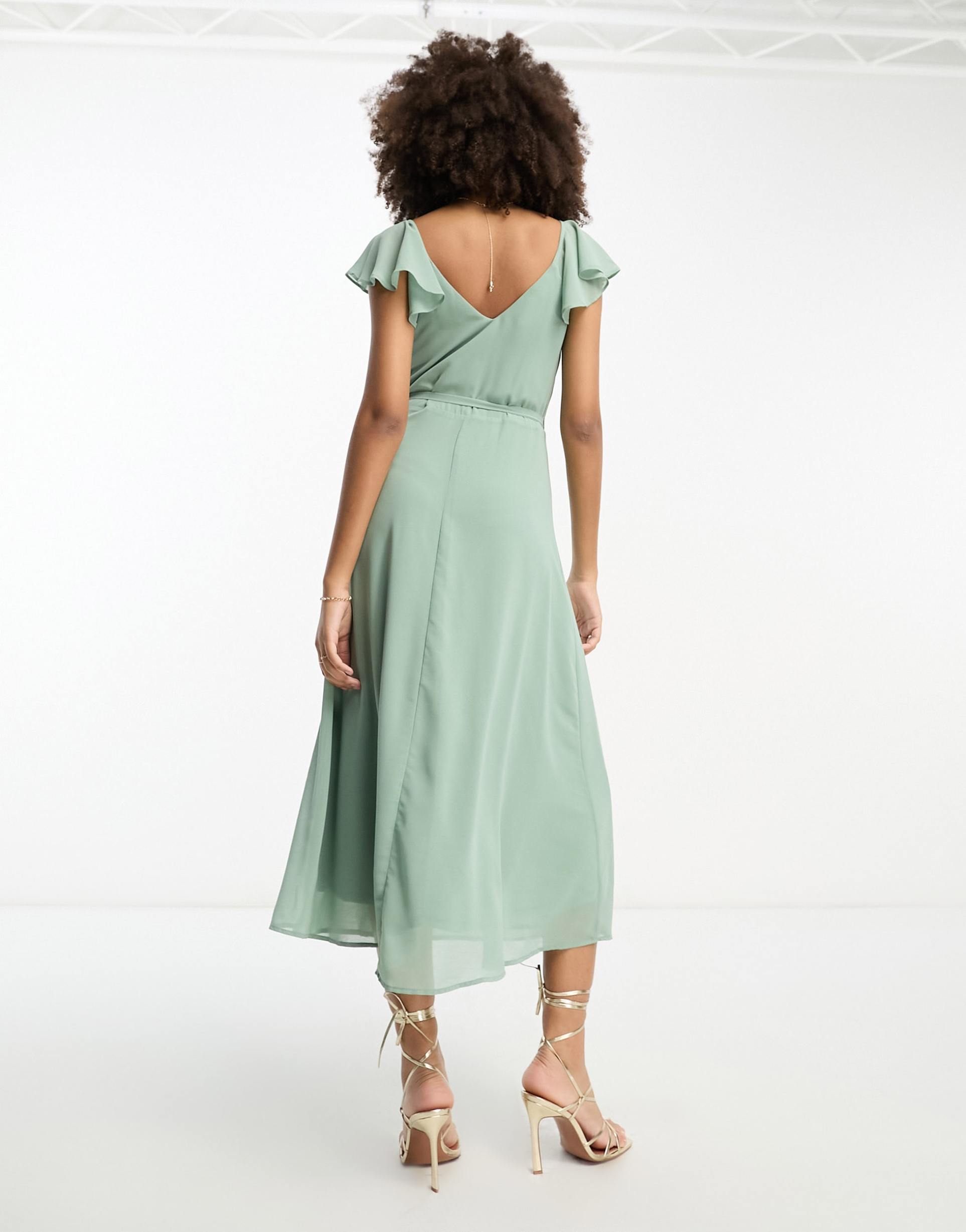 vila bridesmaid wrap full skirt maxi dress with flutter sleeves in green