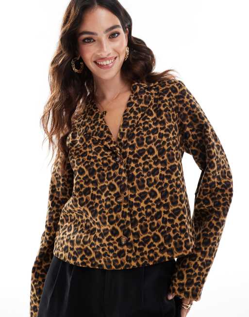 Vila button down shacket in leopard print, 2 of 4