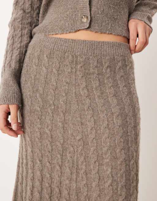 Vila cable knit maxi skirt co-ord in light brown melange, 3 of 5