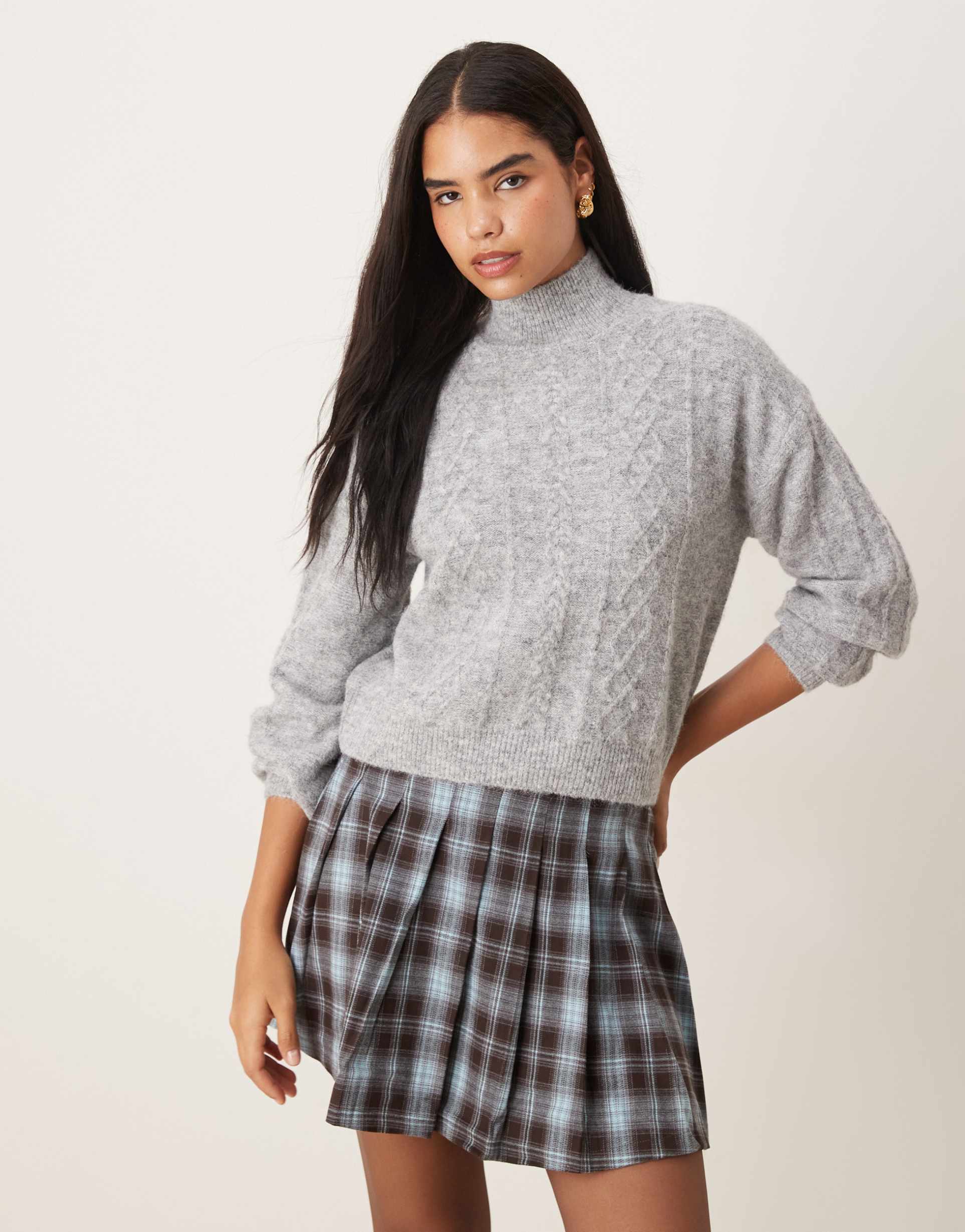 vila cable knit sweater in light gray melange