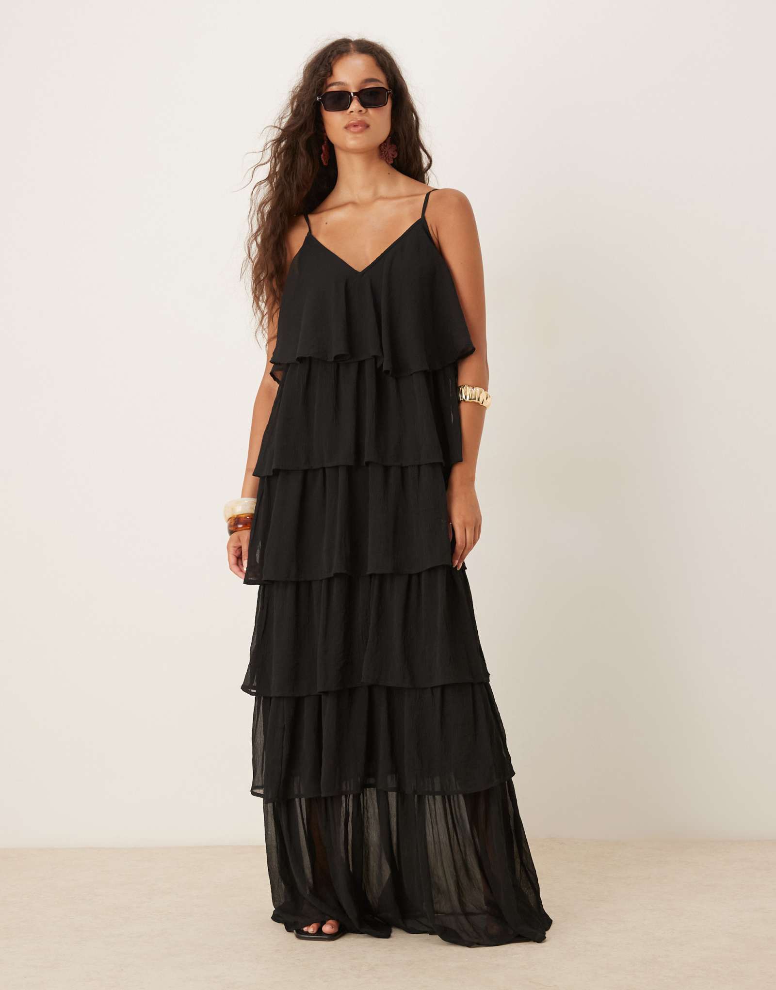 Макси-платье Vila cami с оборками черного цвета