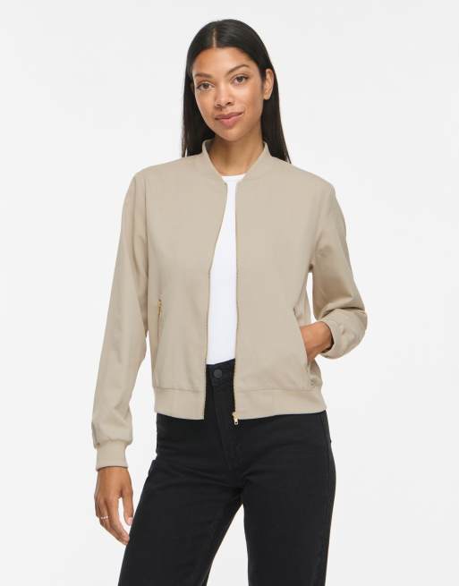 Vila cazadora bomber con cremallera, cuello de pico y canalé, color plateado, 1 de 6