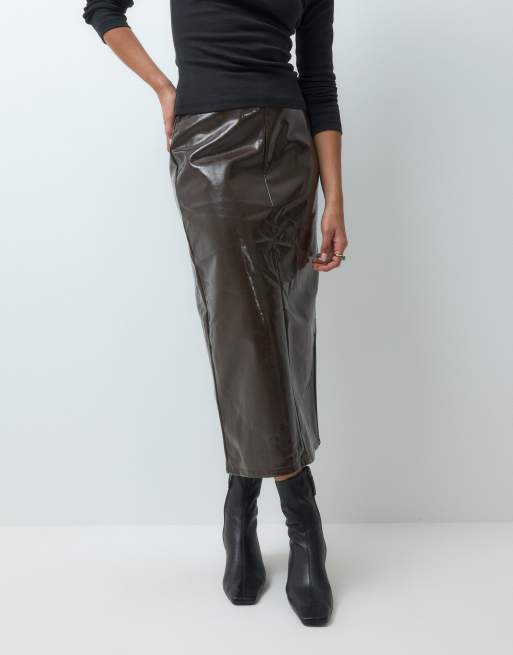 Vila coated faux leather midi skirt in chocolate brown, 3 of 5