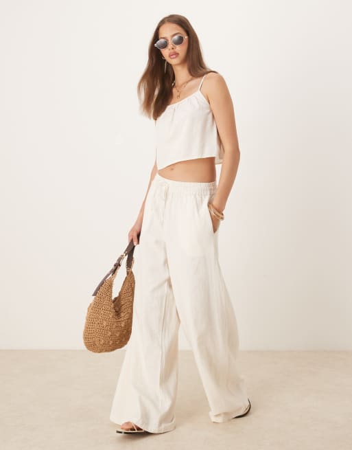 Vila - Coordinato effetto lino color crema con canottiera e pantaloni con fondo ampio