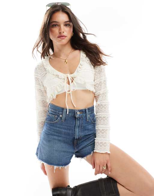 Vila - Crop top elasticizzato in pizzo crema con volant
