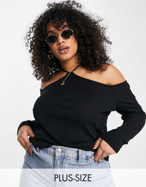 Vila Curve – Czarny top z dekoltem typu halter, paskiem wokół szyi i wycięciem na ramionach