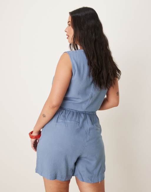 VILA Curve high waisted full shorts in chambray blue (part of a set), 2 of 5