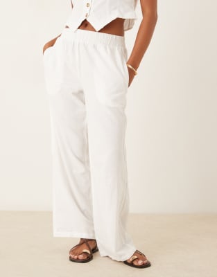 Vila Petite Vila Curve Linen Touch Tailored Wide Leg Pants